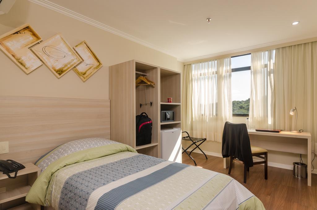 Seleto Hotel 볼타 레돈다 객실 사진